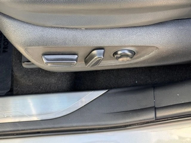 2023 Toyota Highlander - Image 19 of 21