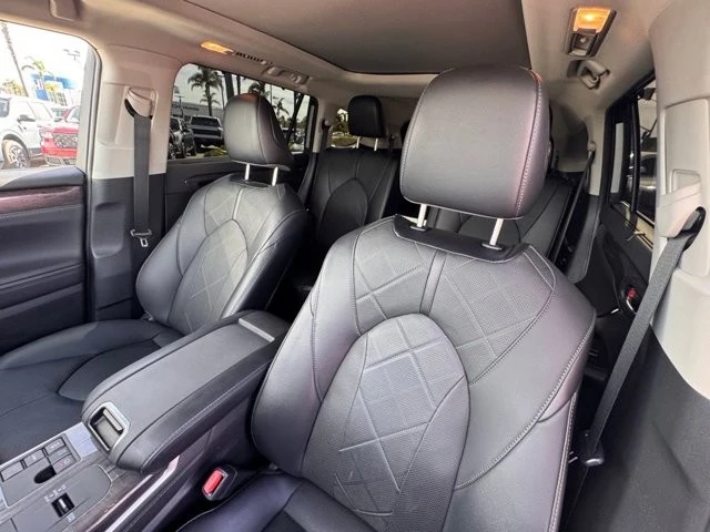 2023 Toyota Highlander - Image 20 of 21