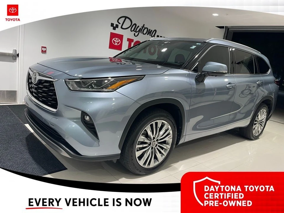 2023 Toyota Highlander - Image 12 of 12