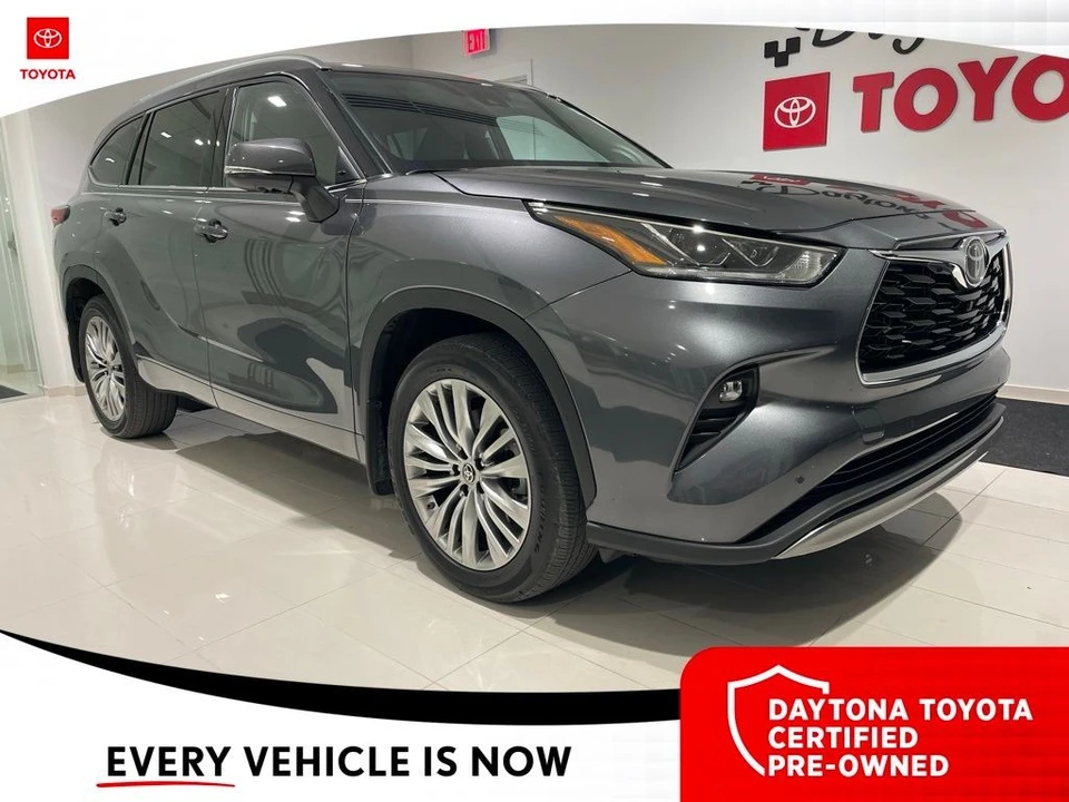 2023 Toyota Highlander - Image 6 of 10