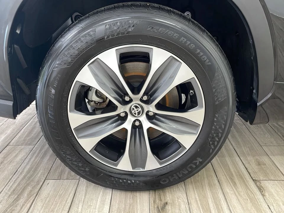 2023 Toyota Highlander - Image 16 of 16