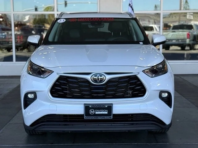 2023 Toyota Highlander - Image 4 of 12