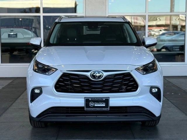 2023 Toyota Highlander - Image 5 of 12