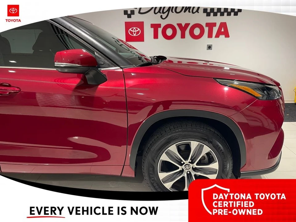 2023 Toyota Highlander - Image 6 of 12