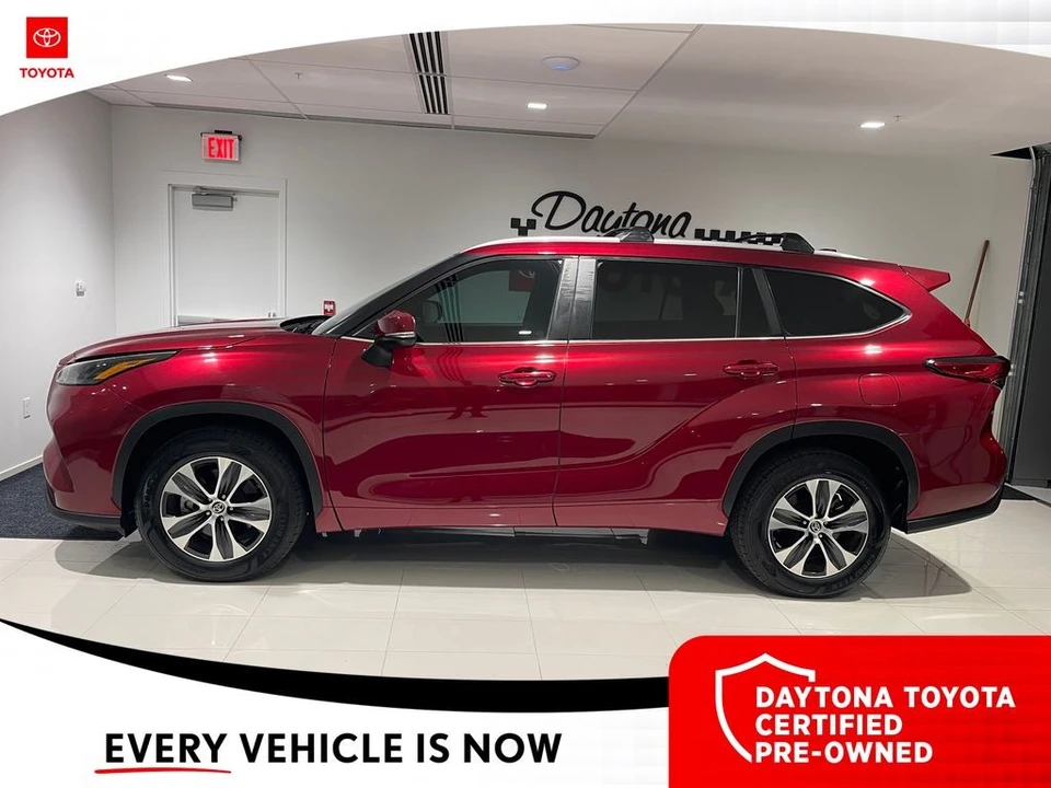 2023 Toyota Highlander - Image 11 of 12