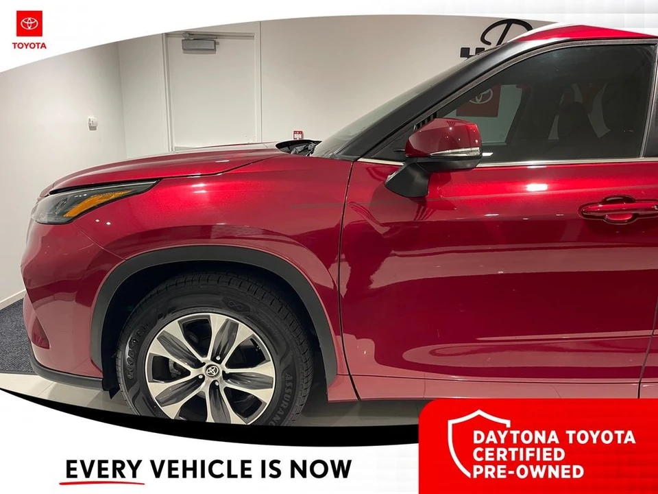 2023 Toyota Highlander - Image 12 of 12