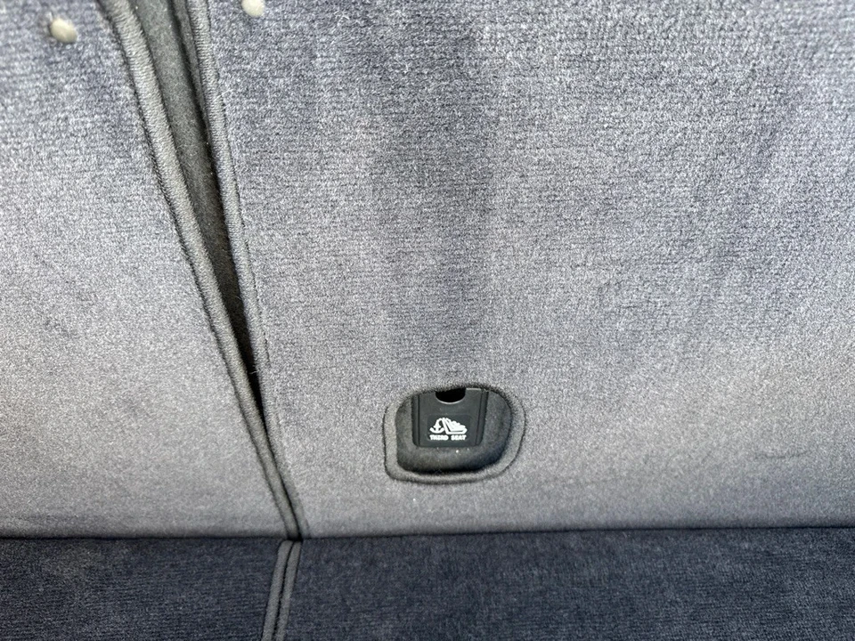 2023 Toyota Highlander - Image 14 of 21