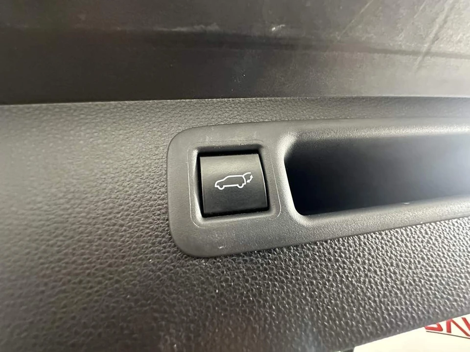 2023 Toyota Highlander - Image 21 of 21