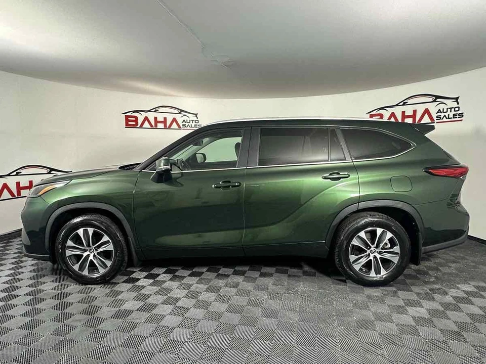 2023 Toyota Highlander - Image 4 of 21