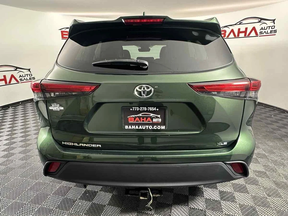 2023 Toyota Highlander - Image 7 of 21