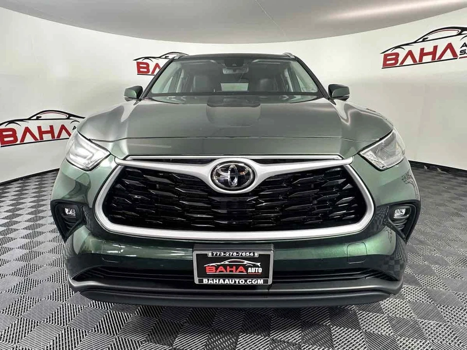 2023 Toyota Highlander - Image 14 of 21