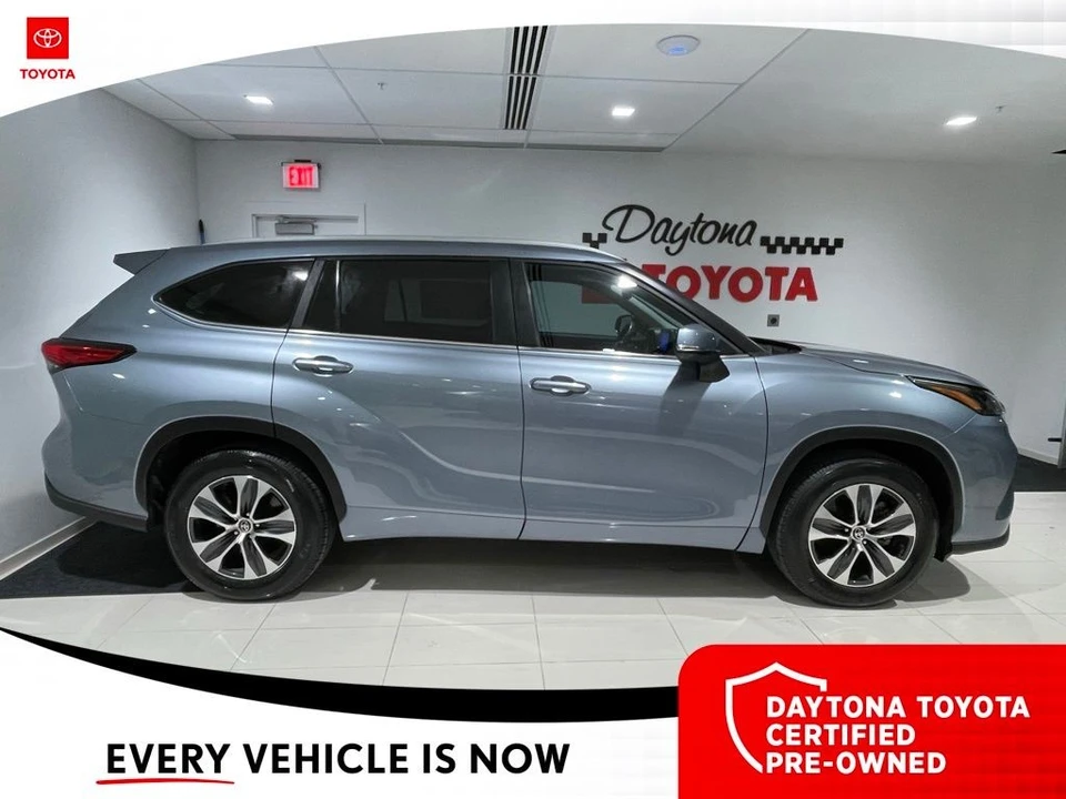 2023 Toyota Highlander - Image 12 of 12