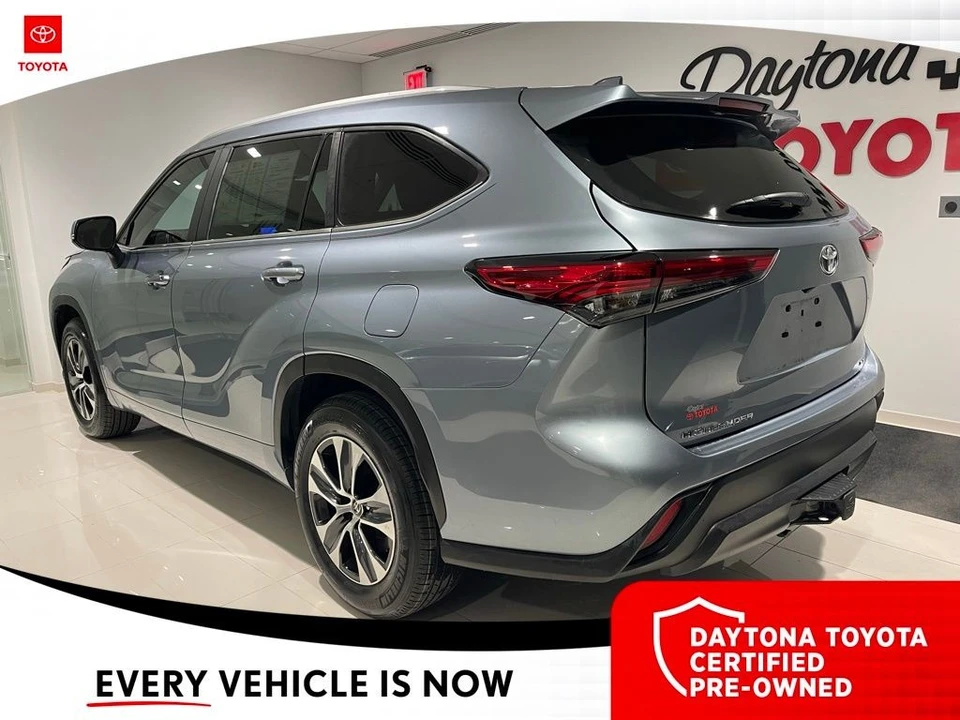 2023 Toyota Highlander - Image 7 of 12