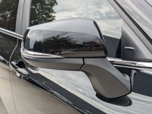 2023 Toyota Highlander - Image 12 of 21