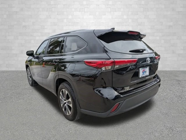 2023 Toyota Highlander - Image 6 of 21