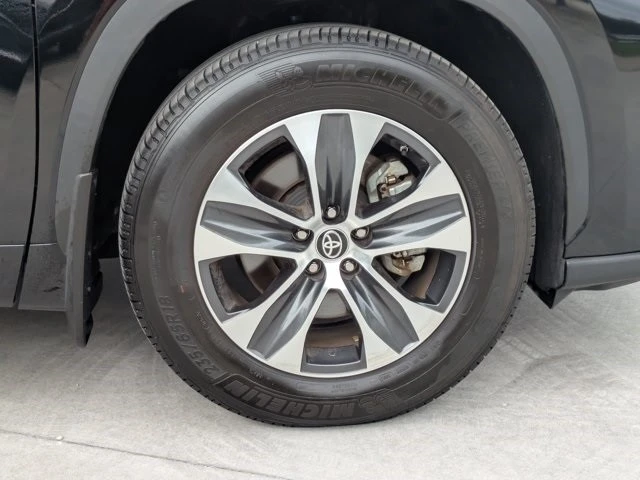 2023 Toyota Highlander - Image 11 of 21