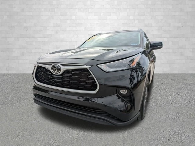 2023 Toyota Highlander - Image 8 of 21
