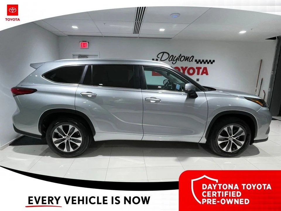 2023 Toyota Highlander - Image 5 of 12