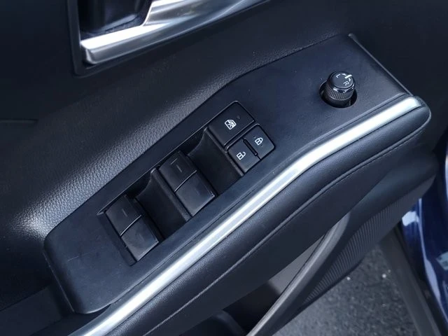 2023 Toyota Highlander - Image 10 of 12