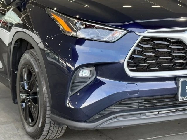 2023 Toyota Highlander - Image 9 of 21