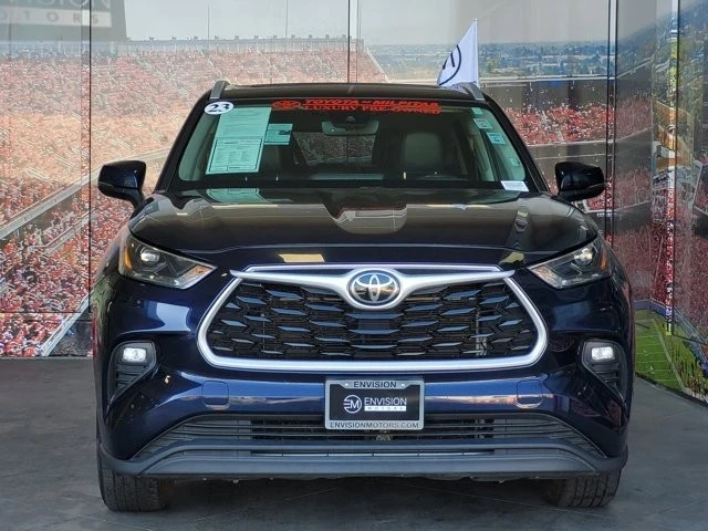 2023 Toyota Highlander - Image 3 of 12