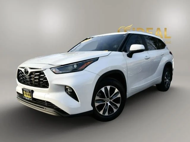 2023 Toyota Highlander - Image 3 of 21
