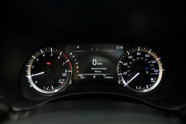 2023 Toyota Highlander - Image 15 of 21