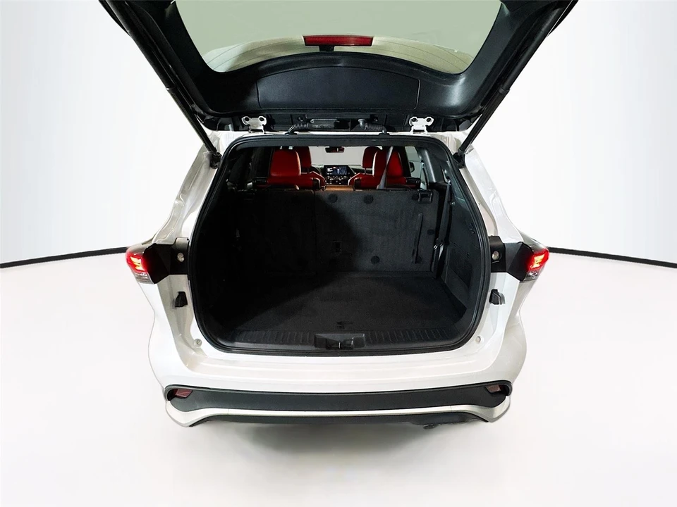 2023 Toyota Highlander - Image 21 of 21