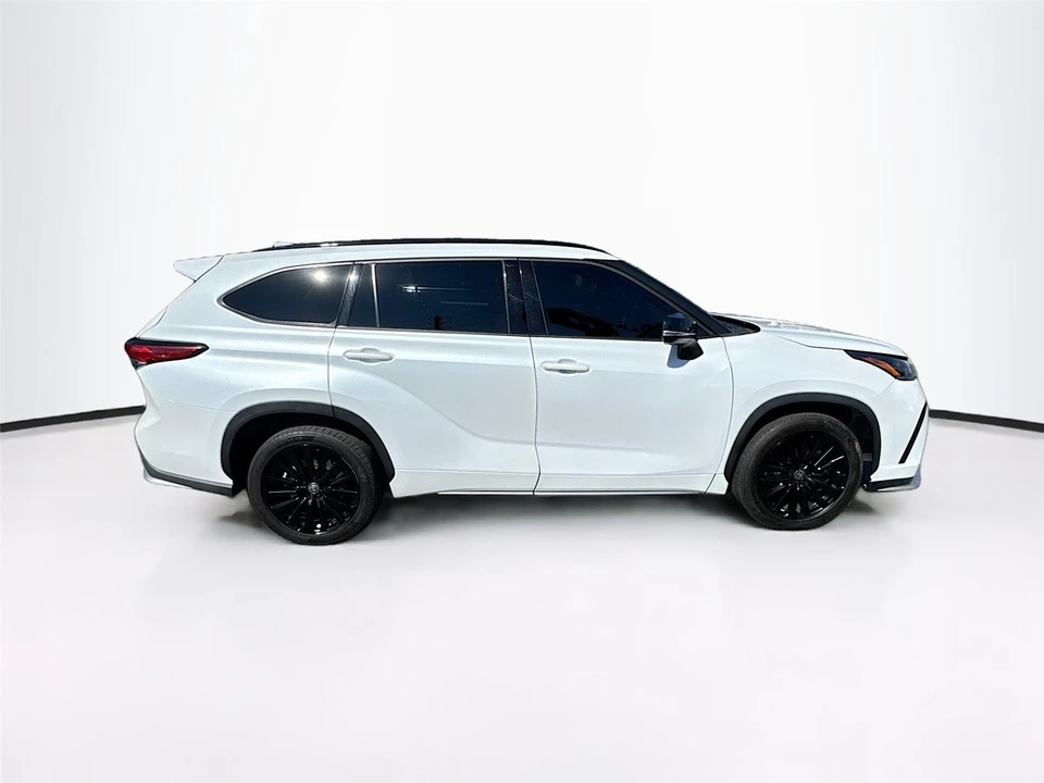 2023 Toyota Highlander - Image 5 of 19