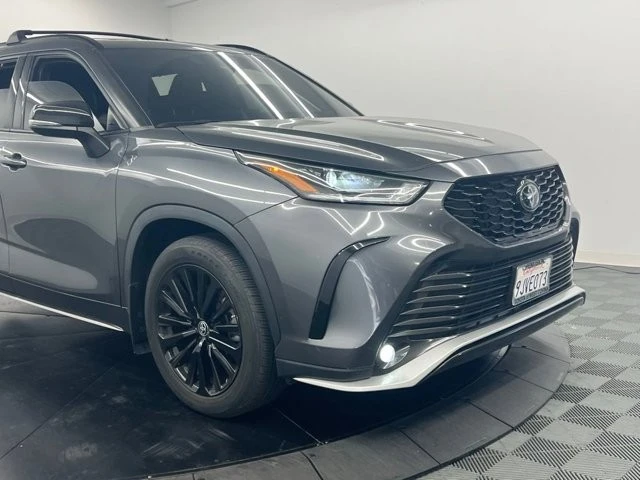 2023 Toyota Highlander - Image 6 of 10