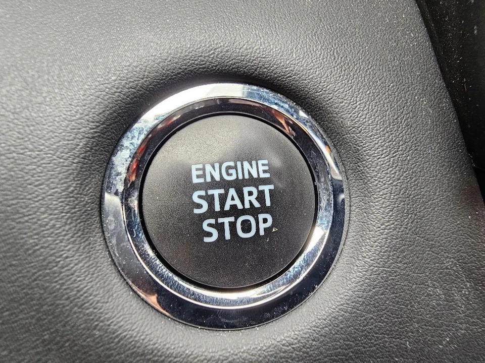 2023 Toyota Highlander - Image 20 of 21