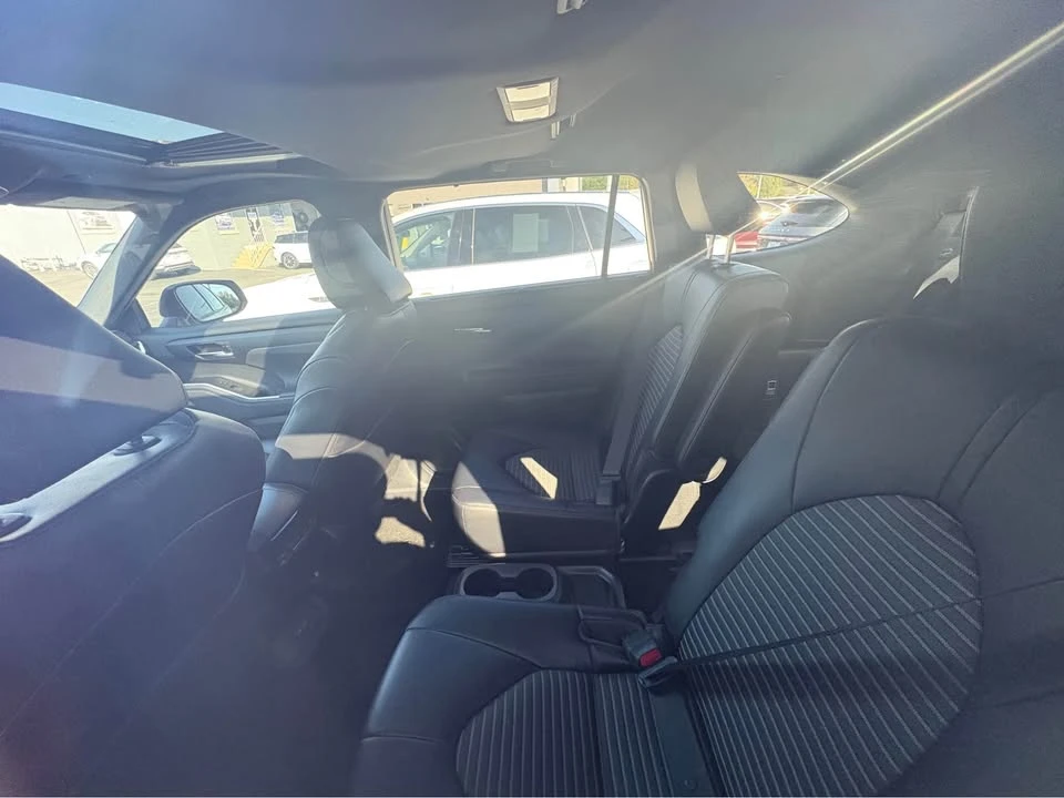 2023 Toyota Highlander - Image 8 of 8