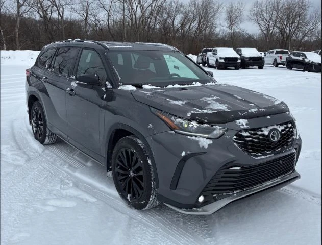 2023 Toyota Highlander - Image 5 of 13