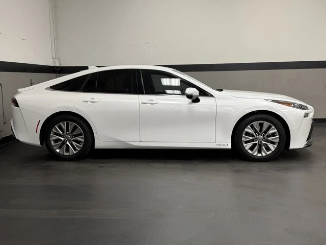 2023 Toyota Mirai - Image 5 of 12