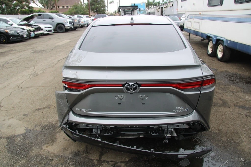 2023 Toyota Mirai - Image 5 of 21