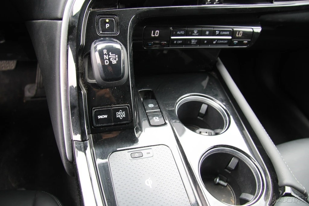 2023 Toyota Mirai - Image 18 of 21