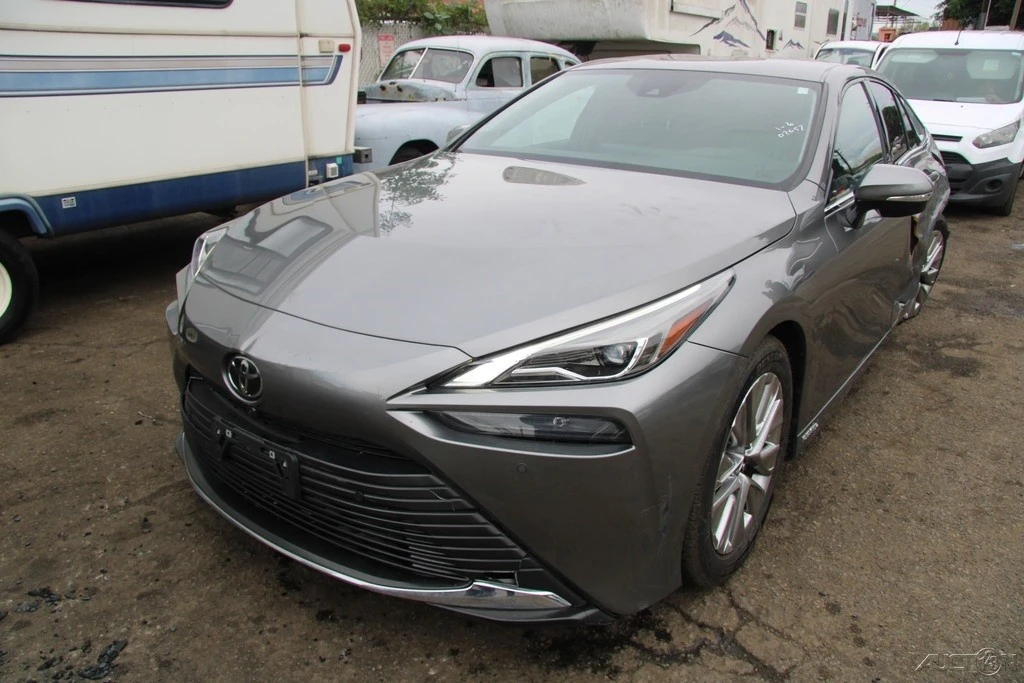 2023 Toyota Mirai - Image 2 of 21
