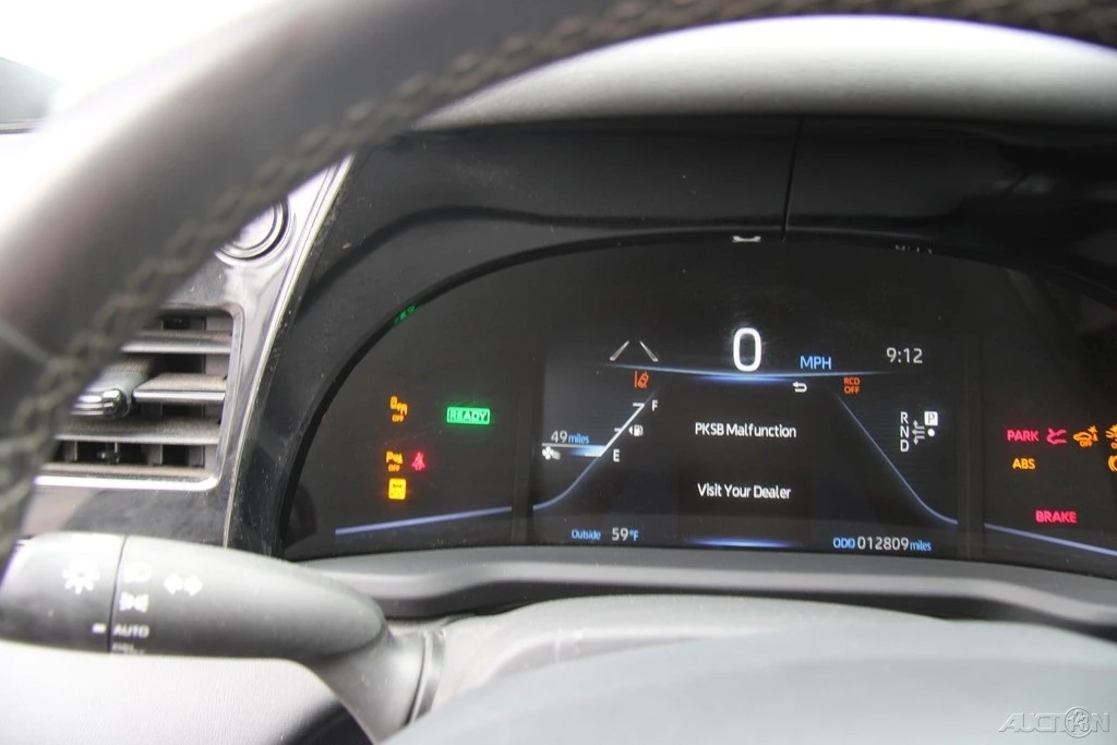 2023 Toyota Mirai - Image 16 of 21