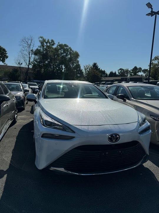 2023 Toyota Mirai - Image 3 of 11