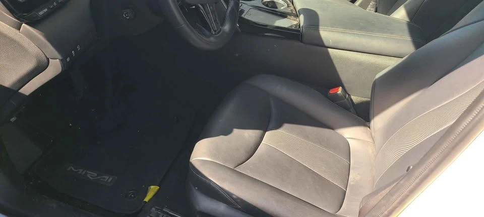 2023 Toyota Mirai - Image 6 of 8