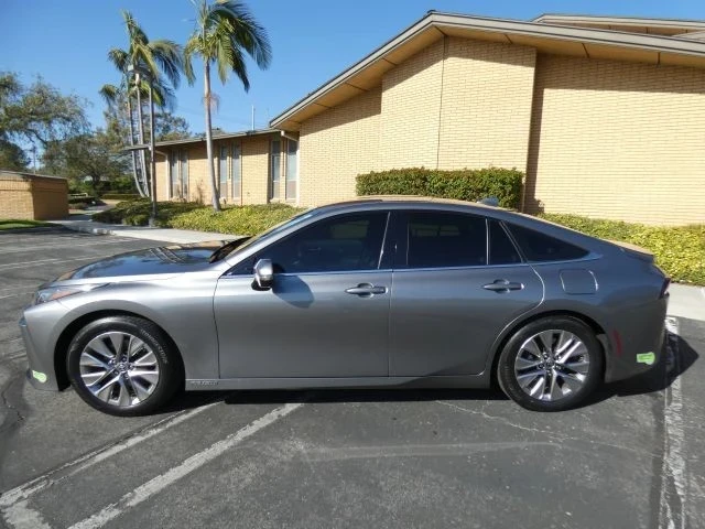 2023 Toyota Mirai - Image 15 of 21