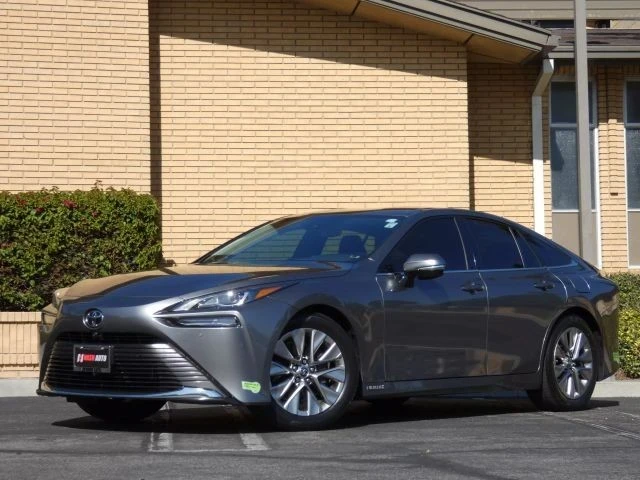 2023 Toyota Mirai - Image 16 of 21