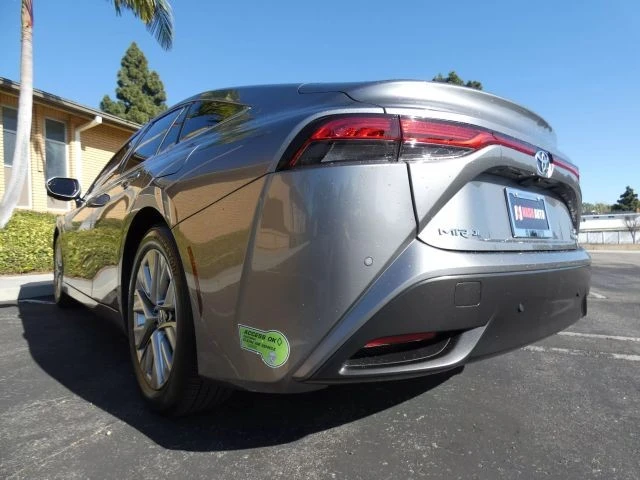 2023 Toyota Mirai - Image 13 of 21
