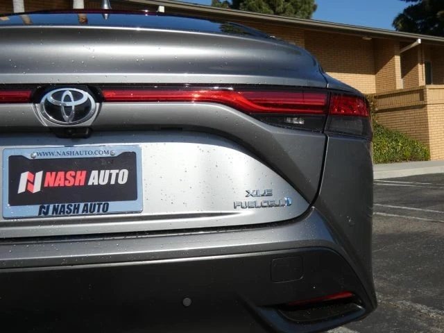 2023 Toyota Mirai - Image 10 of 21