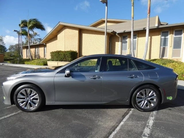 2023 Toyota Mirai - Image 14 of 21