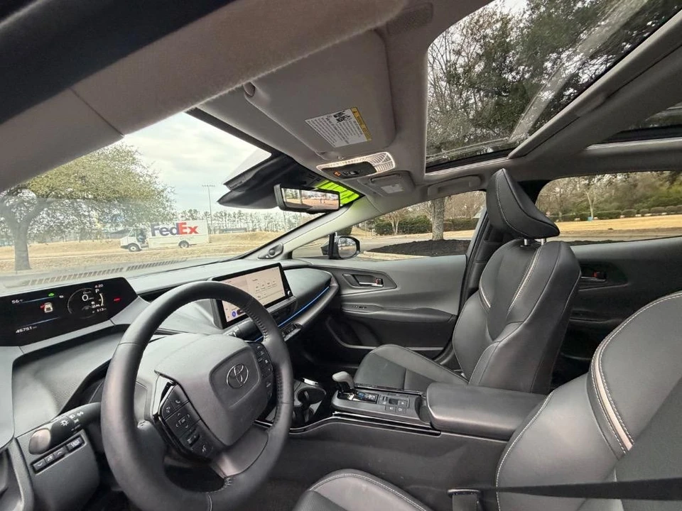 2023 Toyota Prius 5th Gen - Image 9 of 21