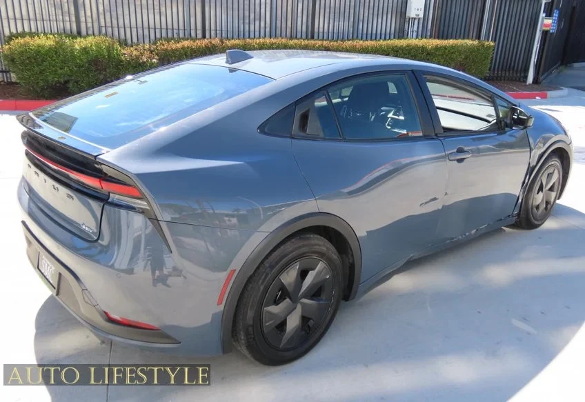 2023 Toyota Prius 5th Gen - Image 7 of 21
