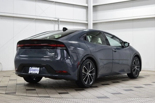 2023 Toyota Prius 5th Gen - Image 8 of 12