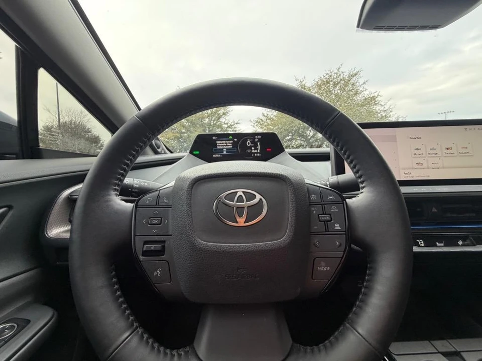 2023 Toyota Prius 5th Gen - Image 11 of 21