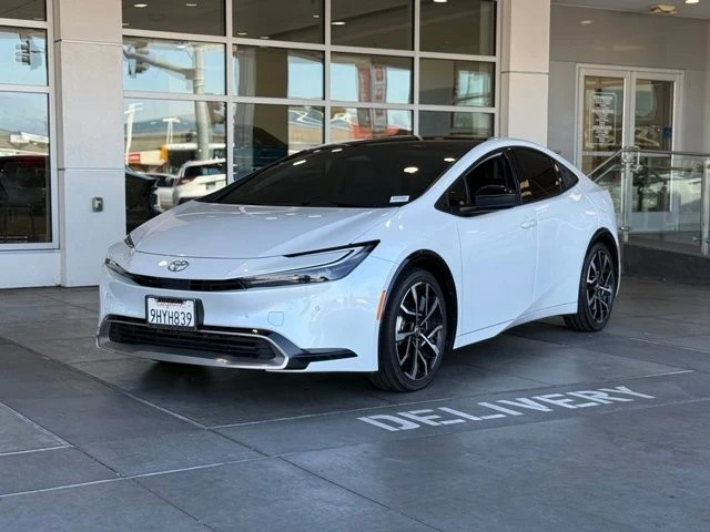 2023 Toyota Prius 5th Gen - Image 2 of 21